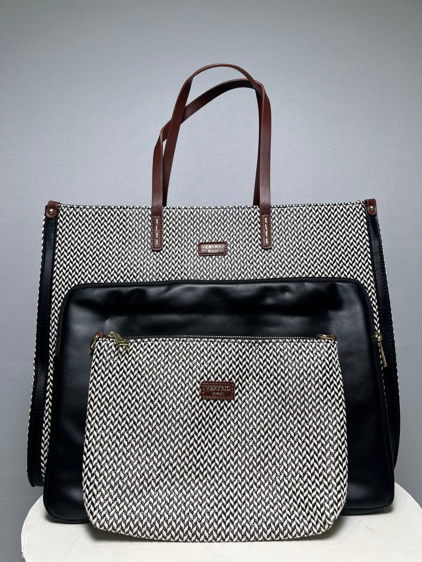 Bolsa bordada trama