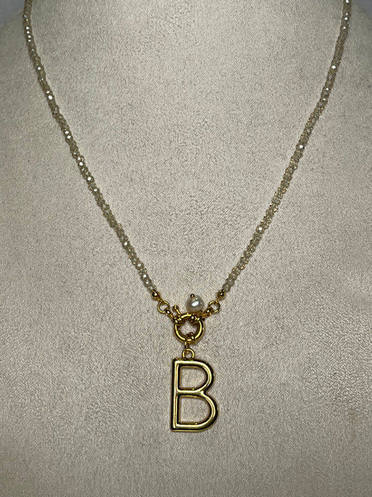 Colar Letra B