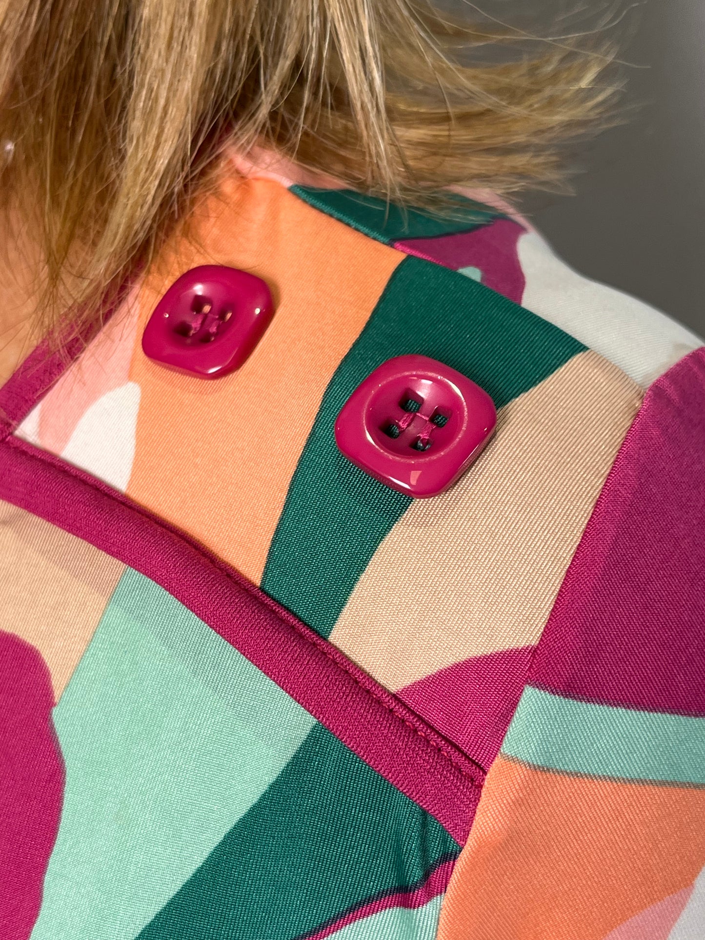 Blusa Venetia Det Botões Ombro