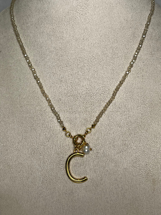 Colar Letra C