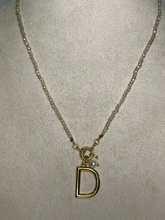 Colar Letra D