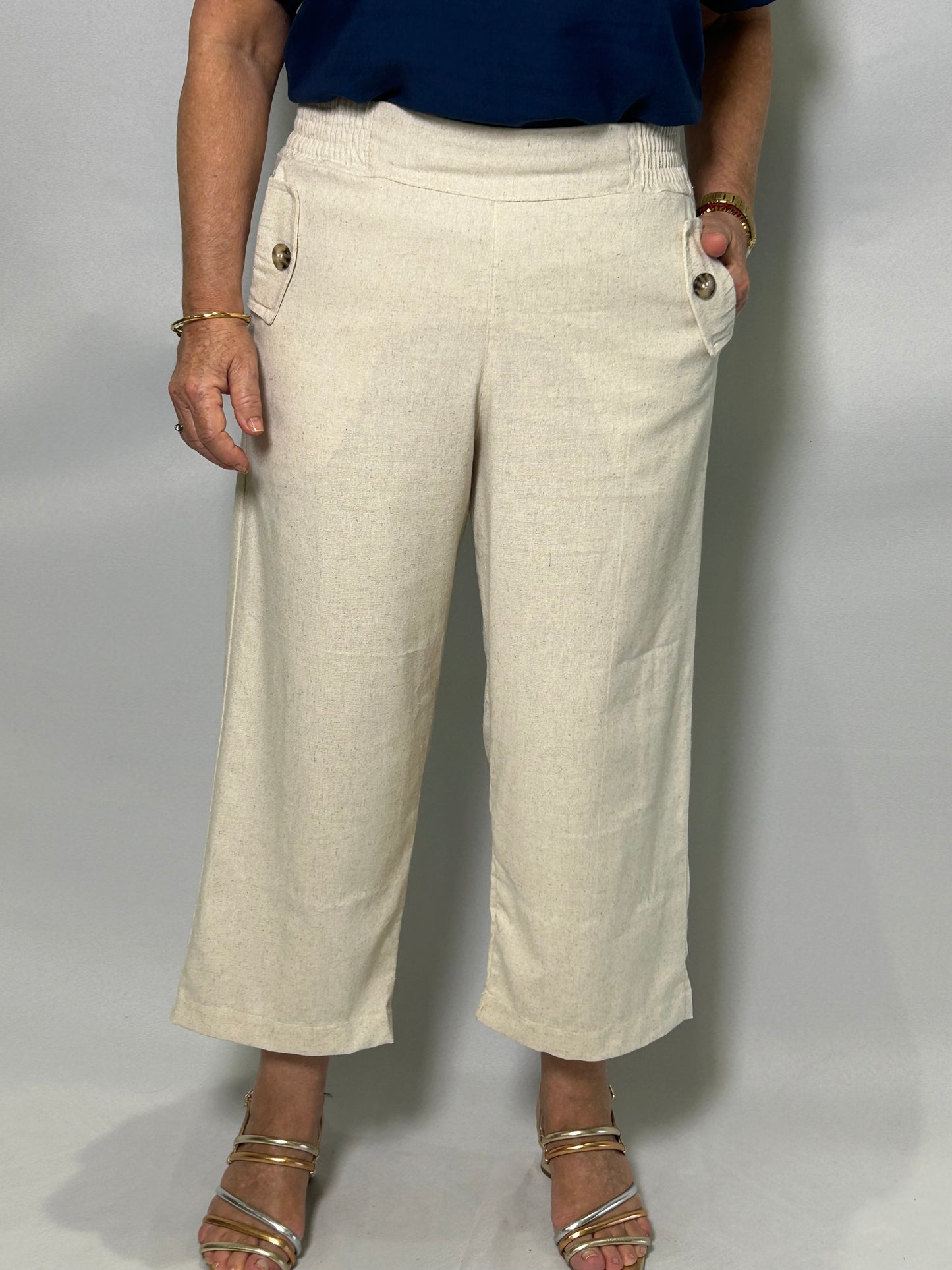 Calça Pantacourt Linho