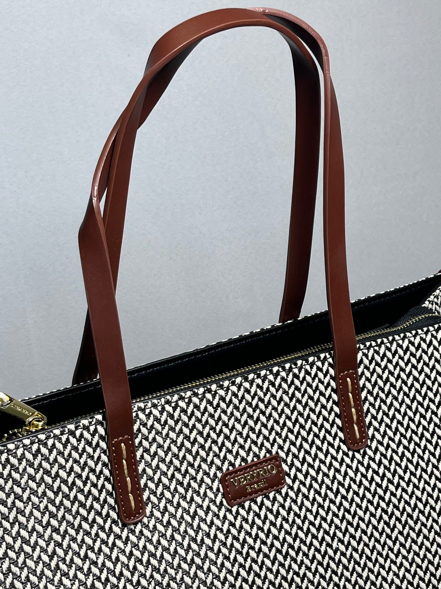 Bolsa bordada trama